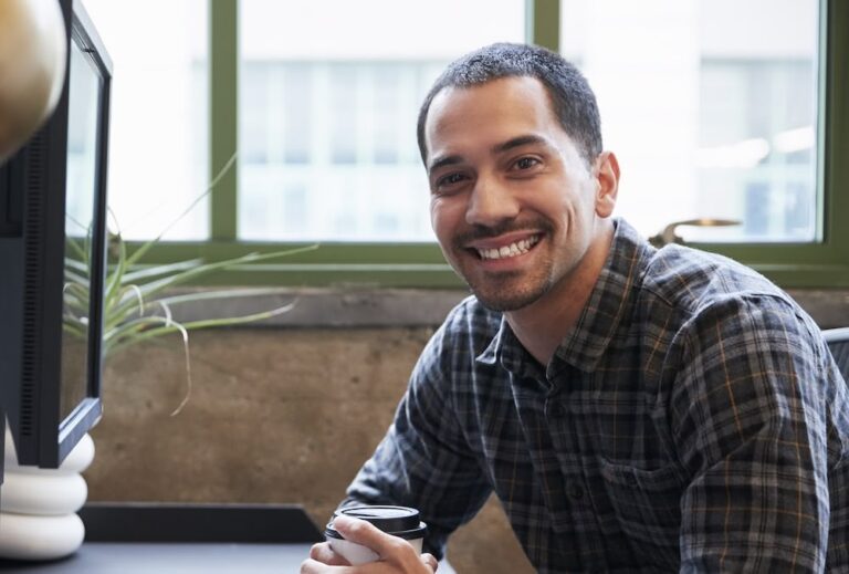 Be Just: Somos una organización sin fines de lucro que promueve el Estado de derecho por medio del fortalecimiento de las instituciones del sector justicia, el apoyo a iniciativas contra la corrupción y la promoción del respeto a los derechos humanos.